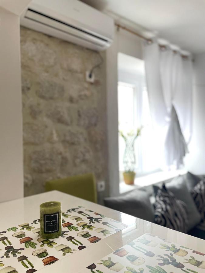 Cozy Little House Kotor Apartment Exterior photo